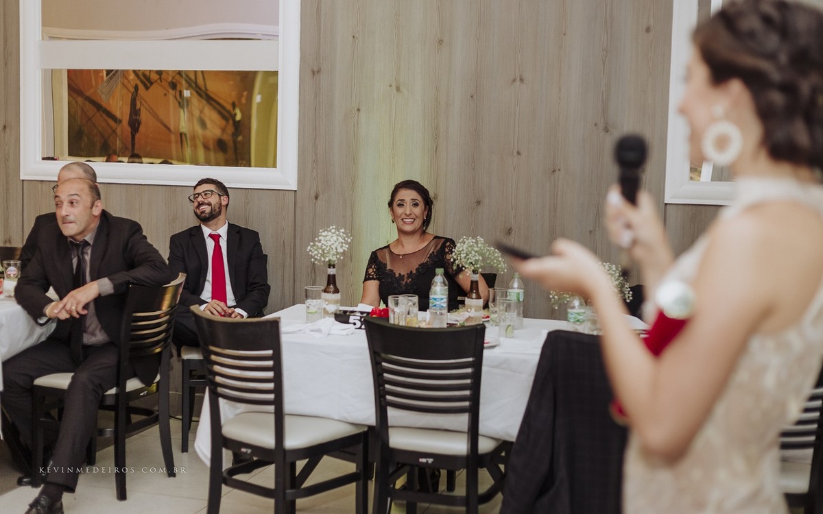 Recepção Festa de formatura da Karyme Hassan, formanda de Direito Uniritter no Restaurante Marquês Bier por Kevin Medeiros fotógrafo de Canoas, Porto Alegre e região rs