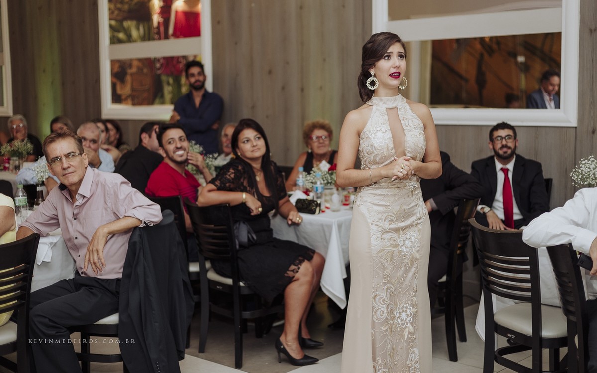 Recepção Festa de formatura da Karyme Hassan, formanda de Direito Uniritter no Restaurante Marquês Bier por Kevin Medeiros fotógrafo de Canoas, Porto Alegre e região rs