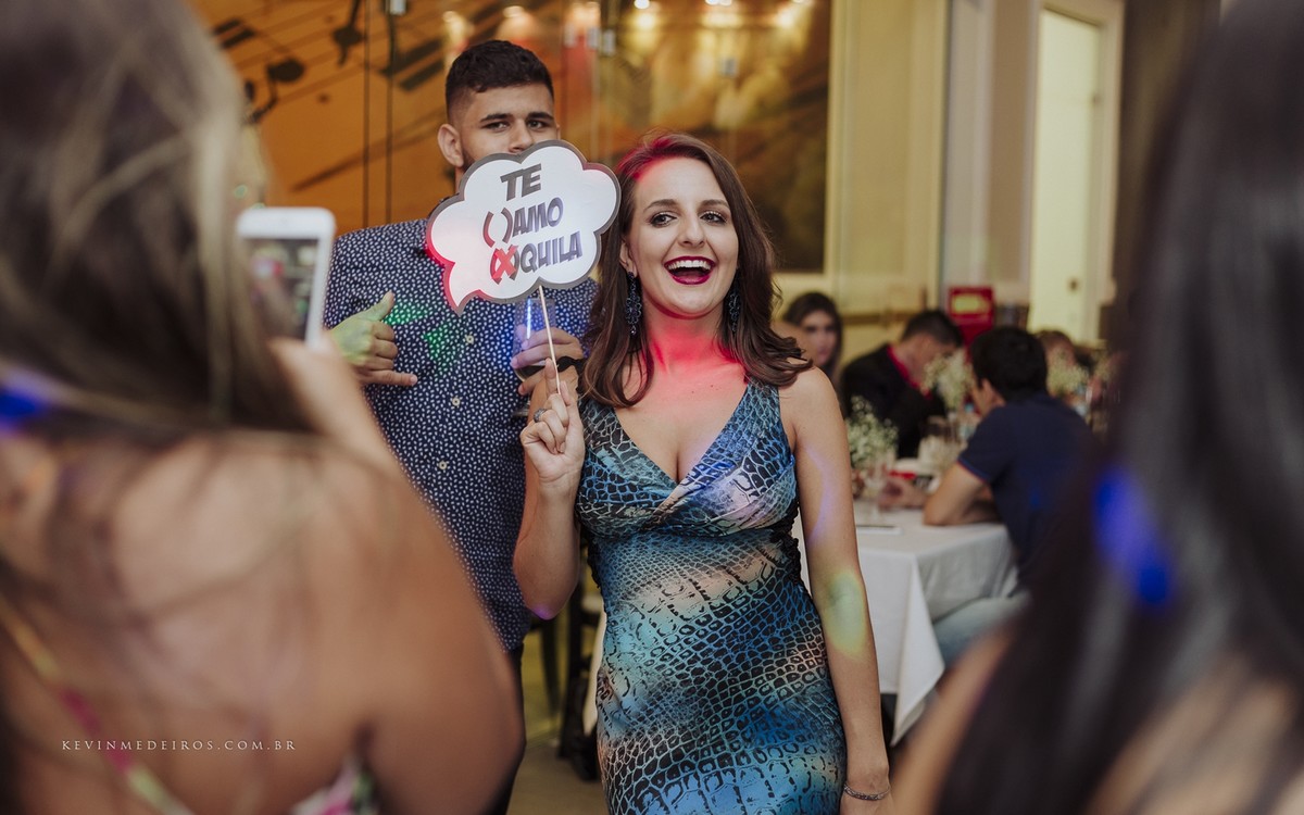 Recepção Festa de formatura da Karyme Hassan, formanda de Direito Uniritter no Restaurante Marquês Bier por Kevin Medeiros fotógrafo de Canoas, Porto Alegre e região rs
