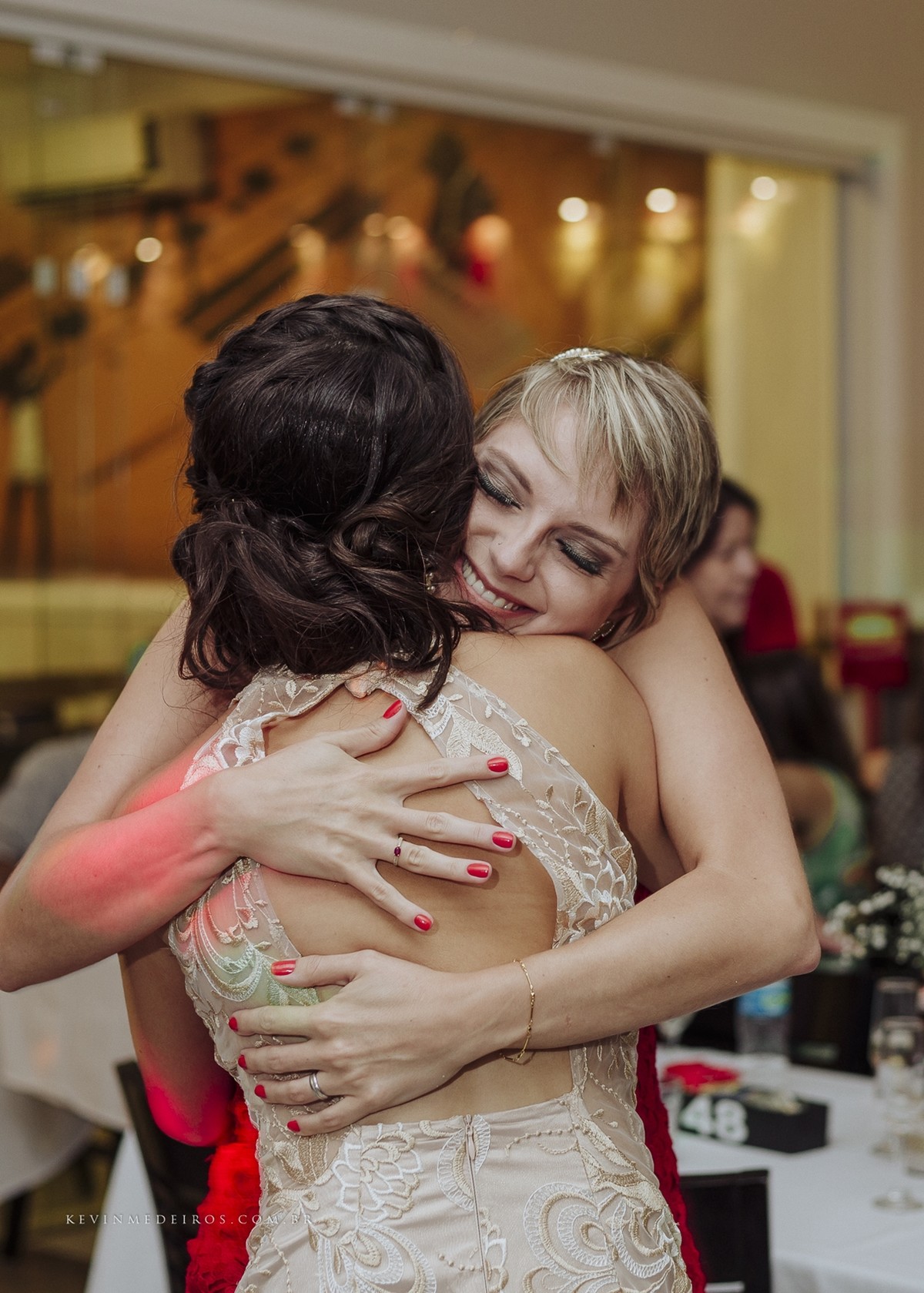 Recepção Festa de formatura da Karyme Hassan, formanda de Direito Uniritter no Restaurante Marquês Bier por Kevin Medeiros fotógrafo de Canoas, Porto Alegre e região rs