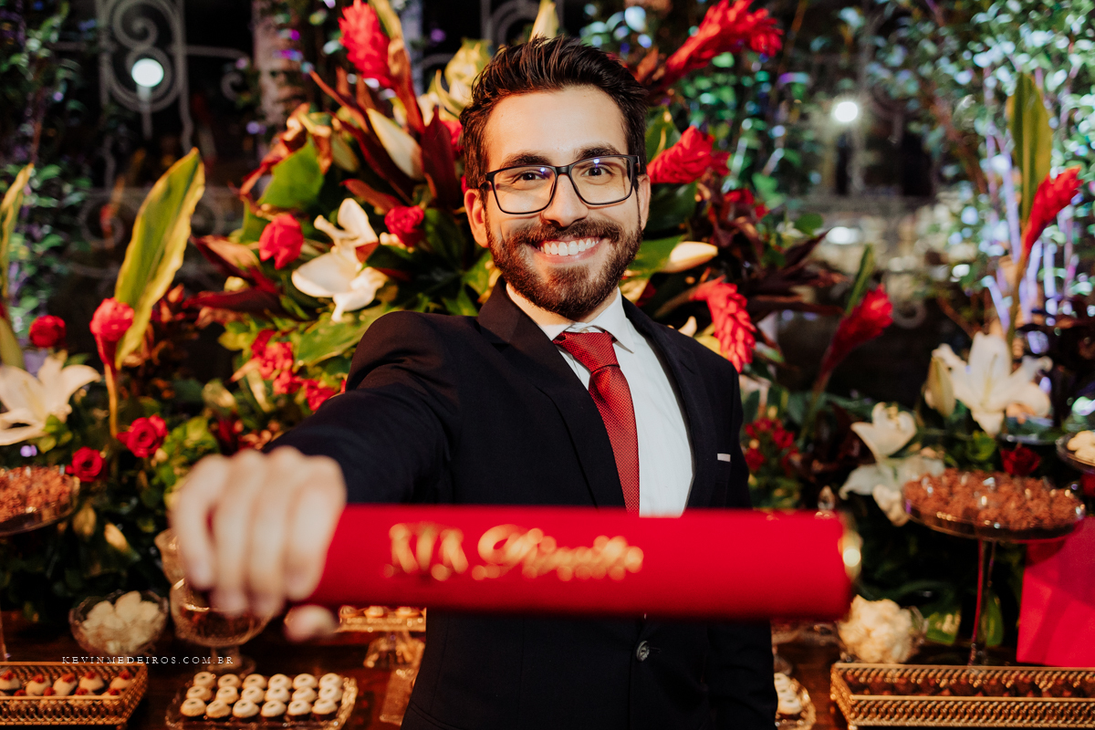 Fotografia de formatura colação recepção do Gabriel, formando em Direito pela FMP com láurea acadêmica, Leopoldina Juvenil por Kevin Medeiros fotógrafo canoas, porto alegre e RS