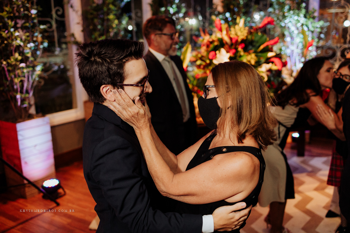 Fotografia de formatura colação recepção do Gabriel, formando em Direito pela FMP com láurea acadêmica, Leopoldina Juvenil por Kevin Medeiros fotógrafo canoas, porto alegre e RS