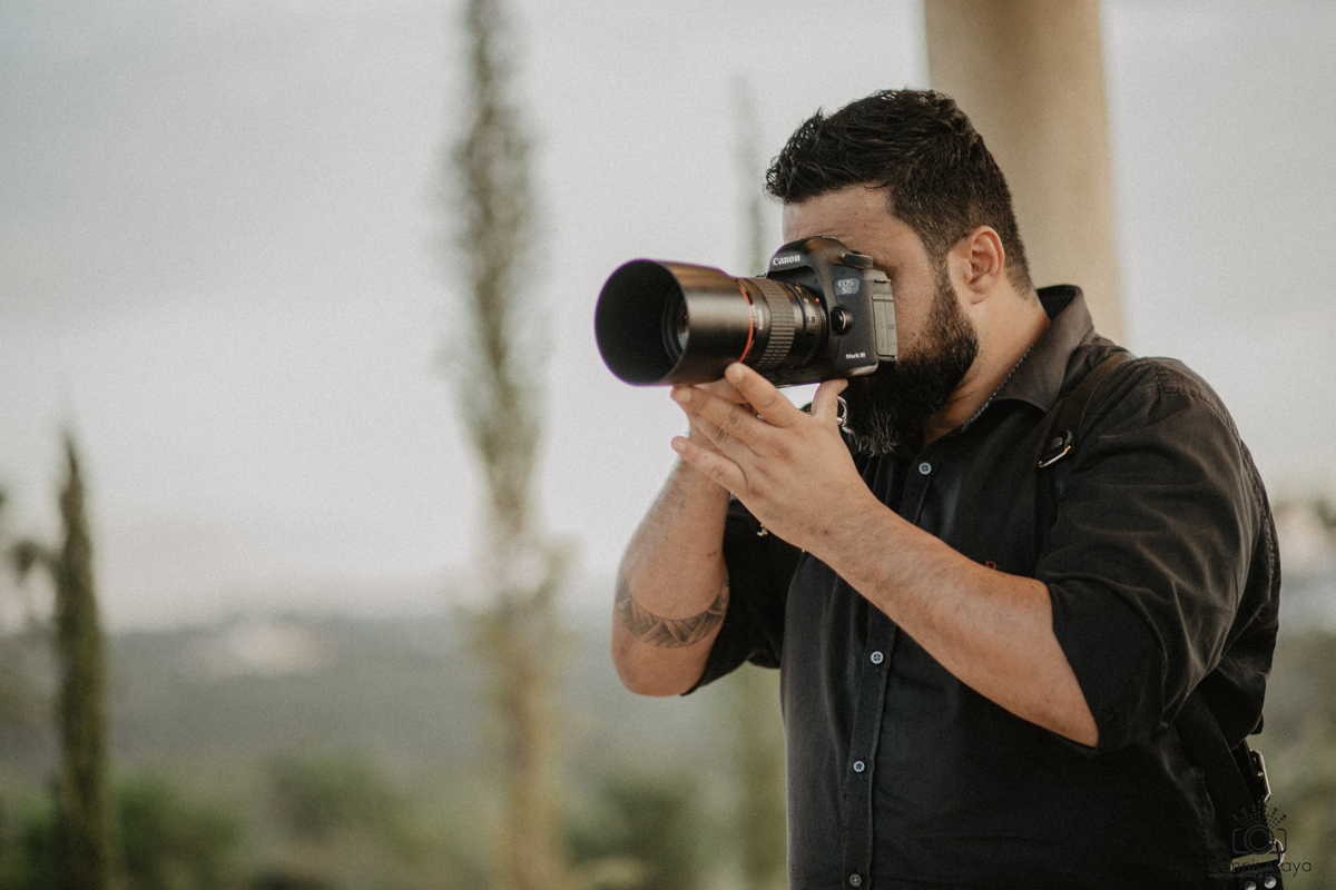 Sobre Dennis Araya - Fotografo - Casamento - Bodas - Wedding Photography