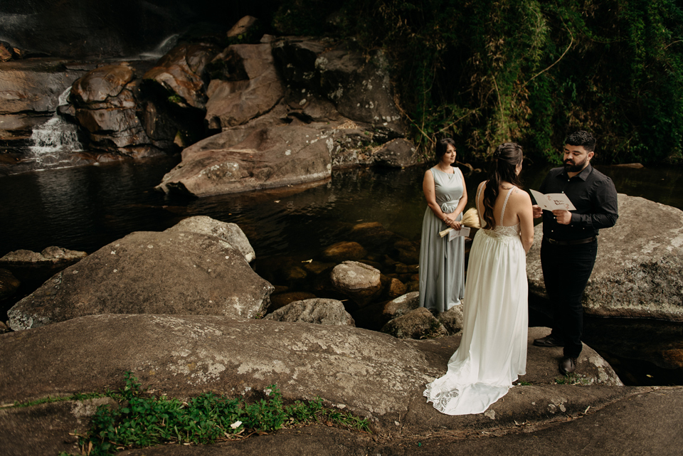 elopement wedding cachoeira