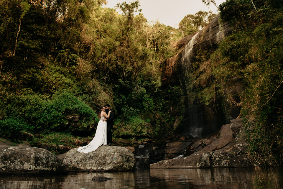 elopement wedding cachoeira