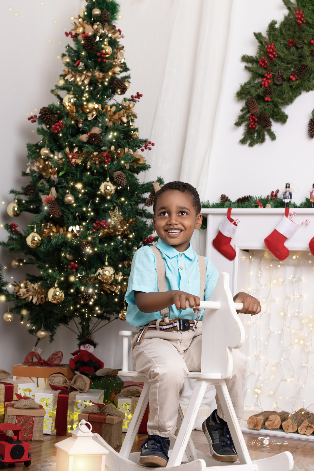 ensaio fotográfico infantil de natal feliz estúdio
