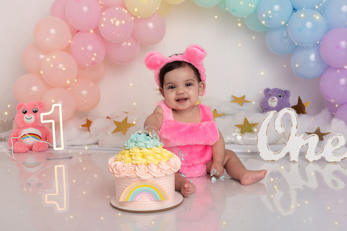 ensio de bebe - smash the cake 
estúdio fotográfico - foto de bebe um ano