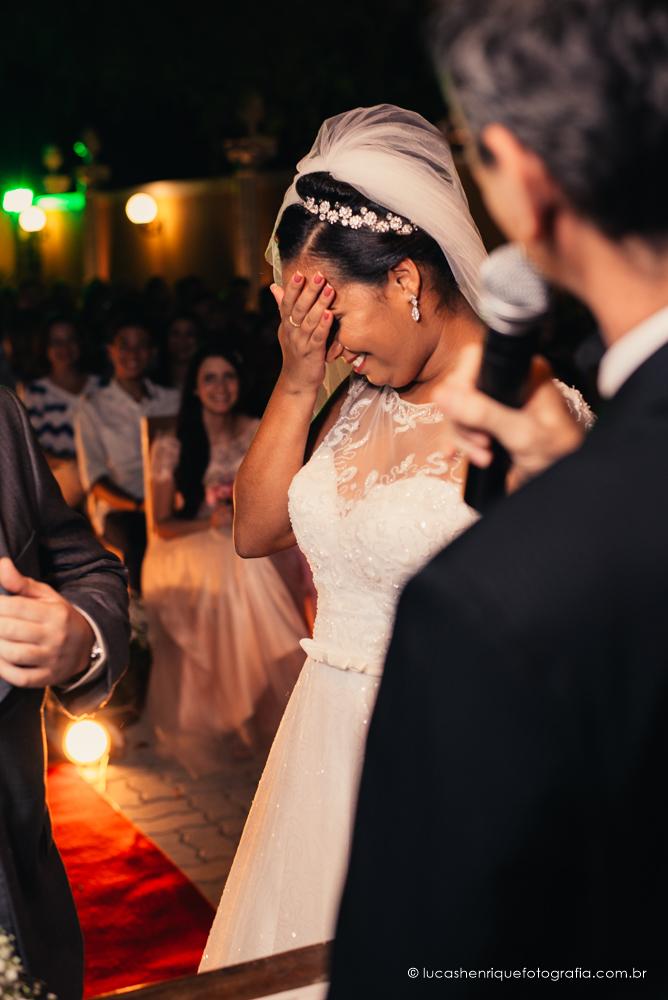 telefone tocando no meio da cerimonia