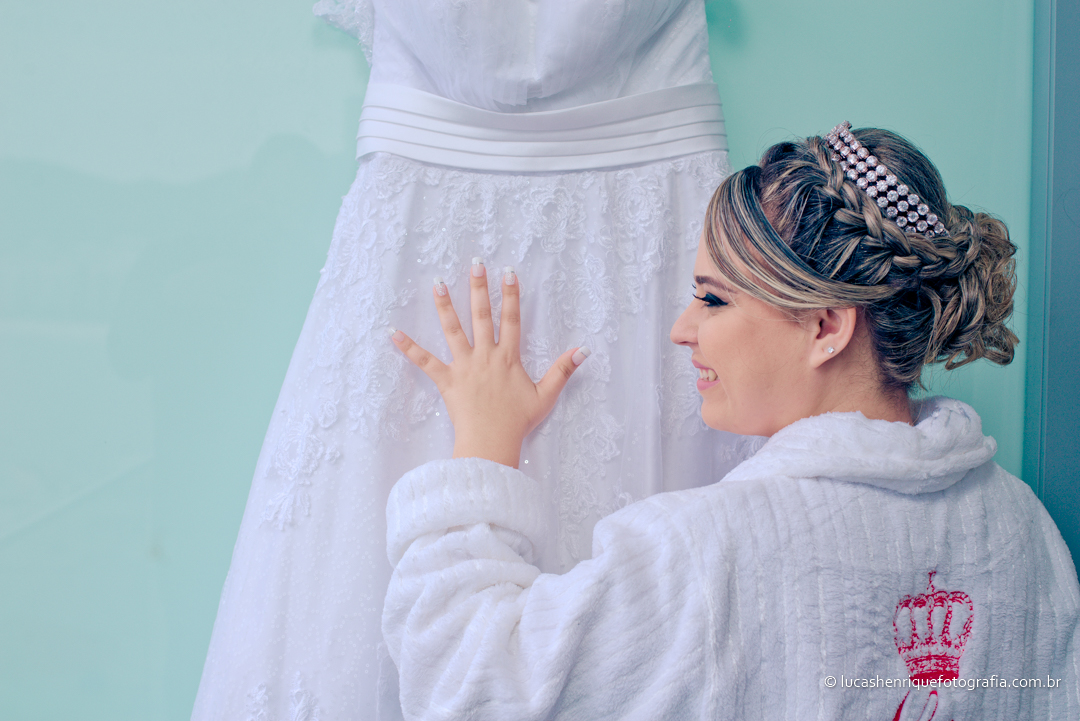 Lucas Henrique Fotografias, Fotografo de Casamento,Criatividade, Fotografo Criativo,bride, Lucas Henrique, Lucas Fotografo,Casar de dia, Photo,Love,Vestido de Noiva,Vestido,Noivo, Making of, Making of do noivo, Making off, Fotografo,Fotografo em Niter&oac
