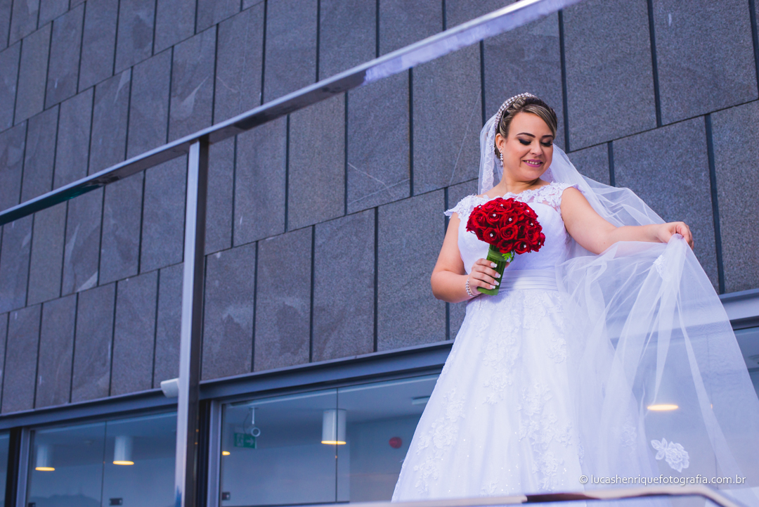 Lucas Henrique Fotografias, Fotografo de Casamento,Criatividade, Fotografo Criativo,bride, Lucas Henrique, Lucas Fotografo,Casar de dia, Photo,Love,Vestido de Noiva,Vestido,Noivo, Making of, Making of do noivo, Making off, Fotografo,Fotografo em Niter&oac