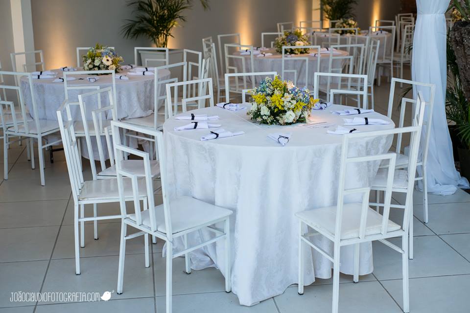 mesa do casamento branca