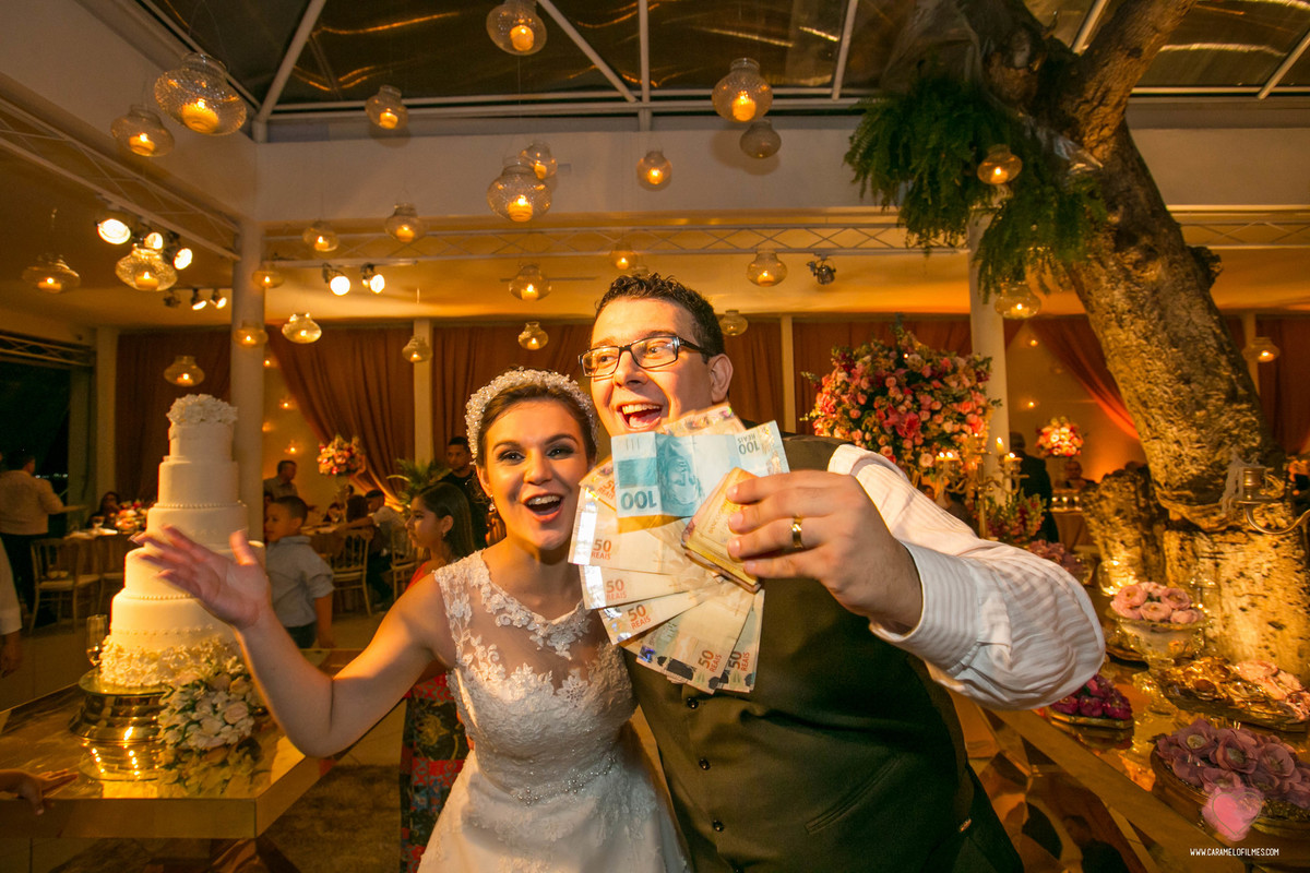 Vaquinha dos noivos Casa Fróes