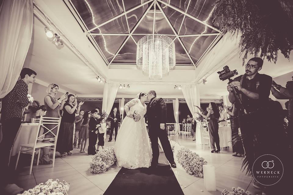 Saída dos noivos Casa Fróes