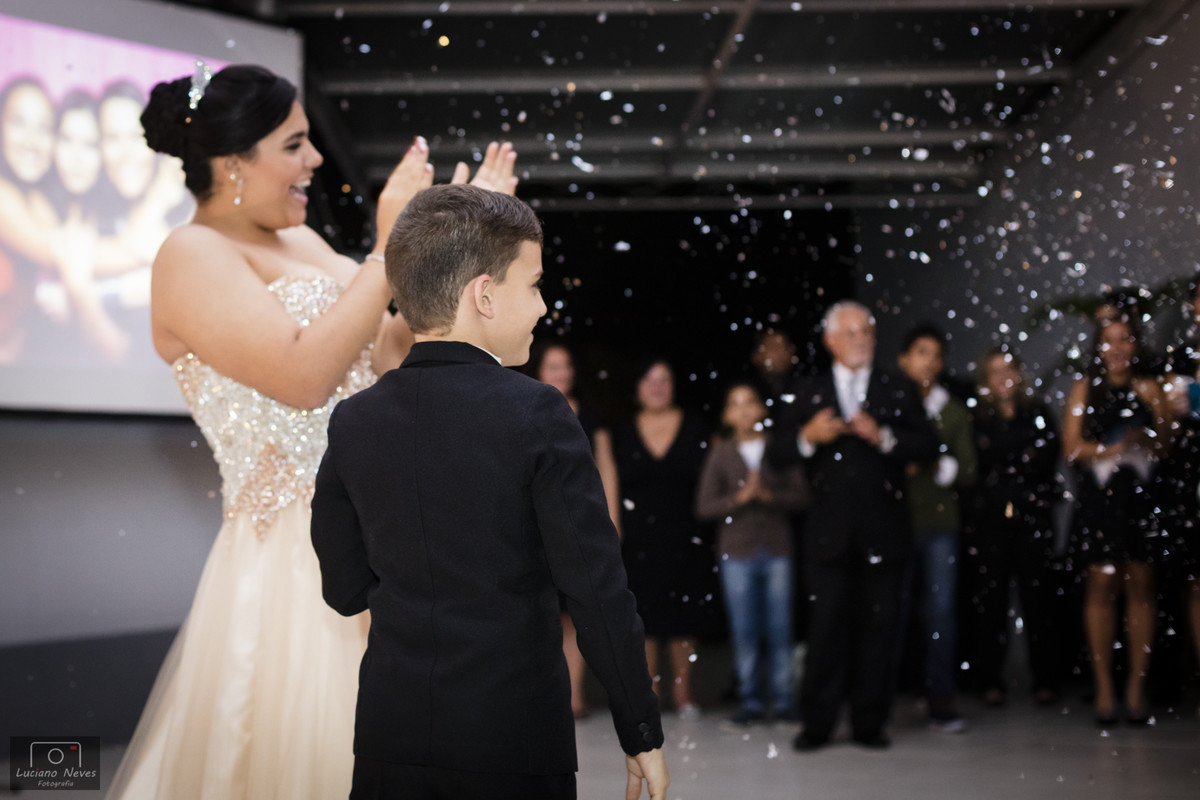 debutante na Casa Fróes