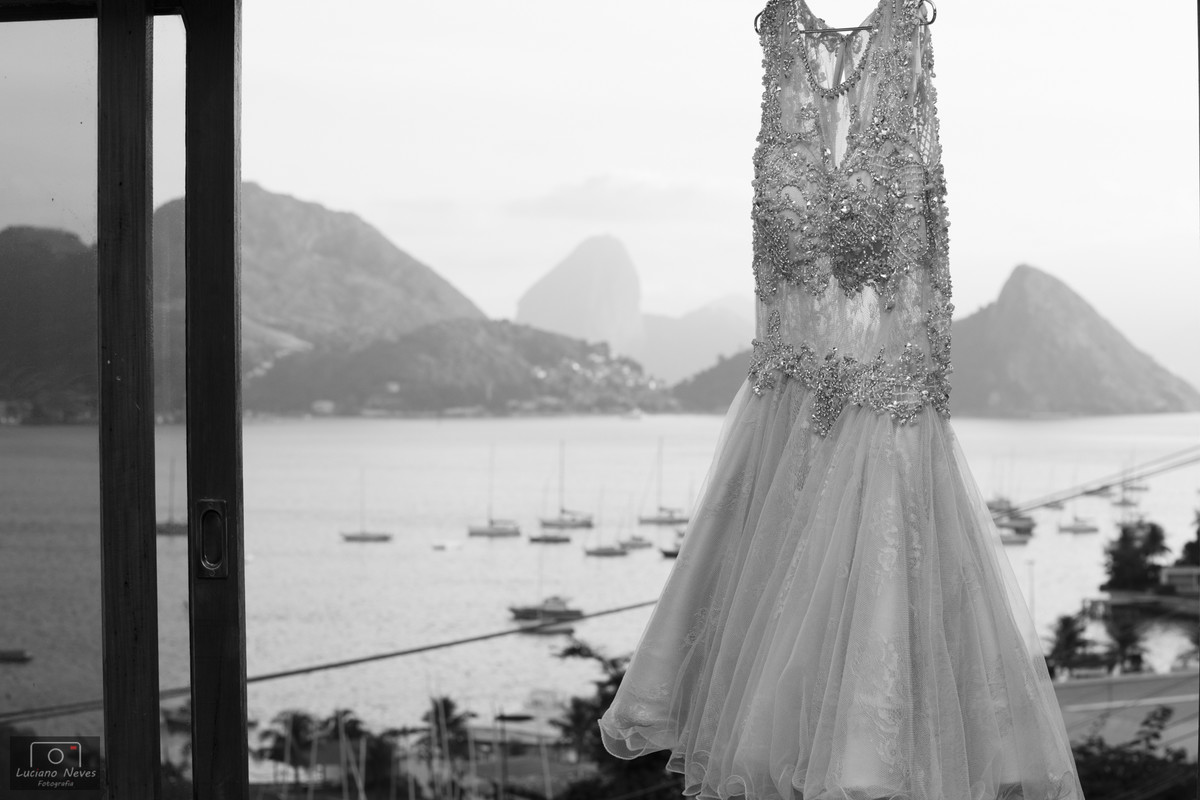Vestido da debutante na vista da Casa Fróes
