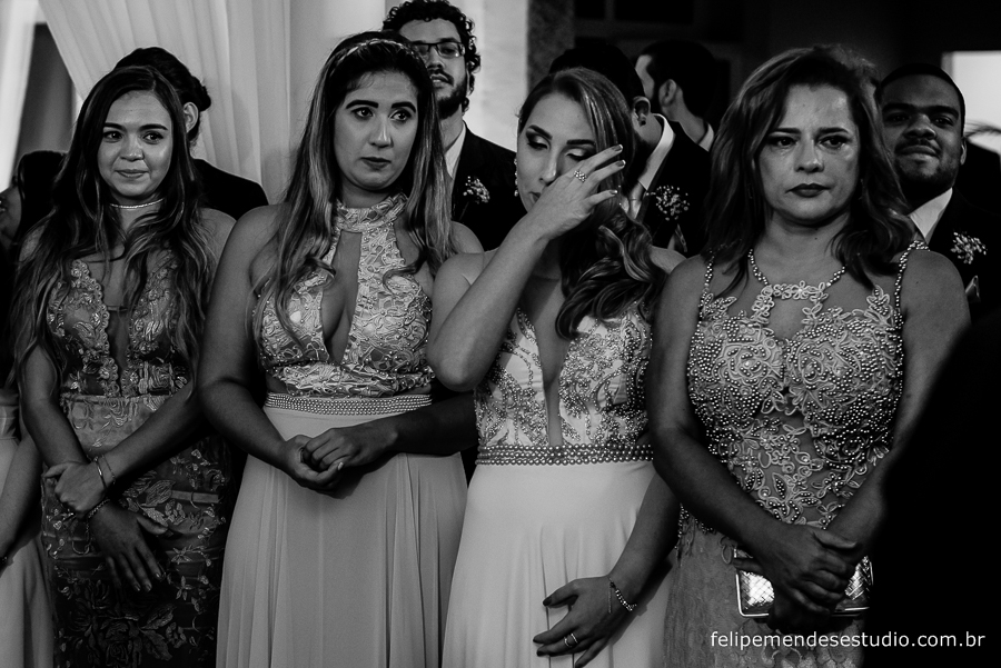 Madrinhas Chorando Casa Fróes