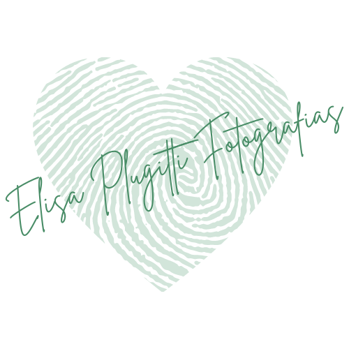 Logotipo de Elisa Plugitti Fotografias