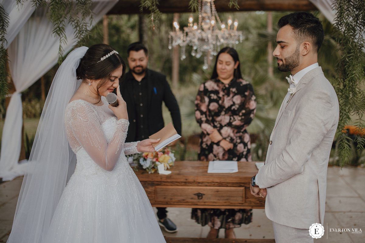 Troca emocionante de votos