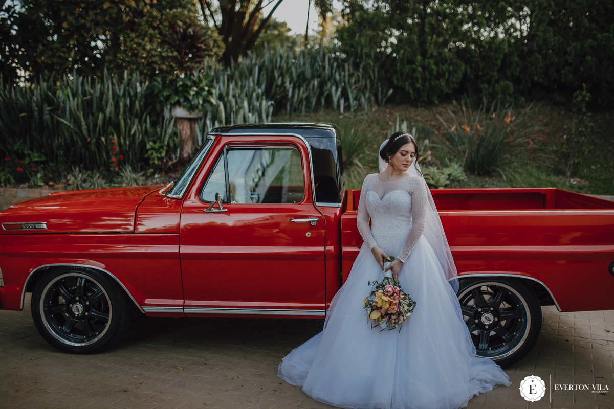 Fotos de noiva no carro