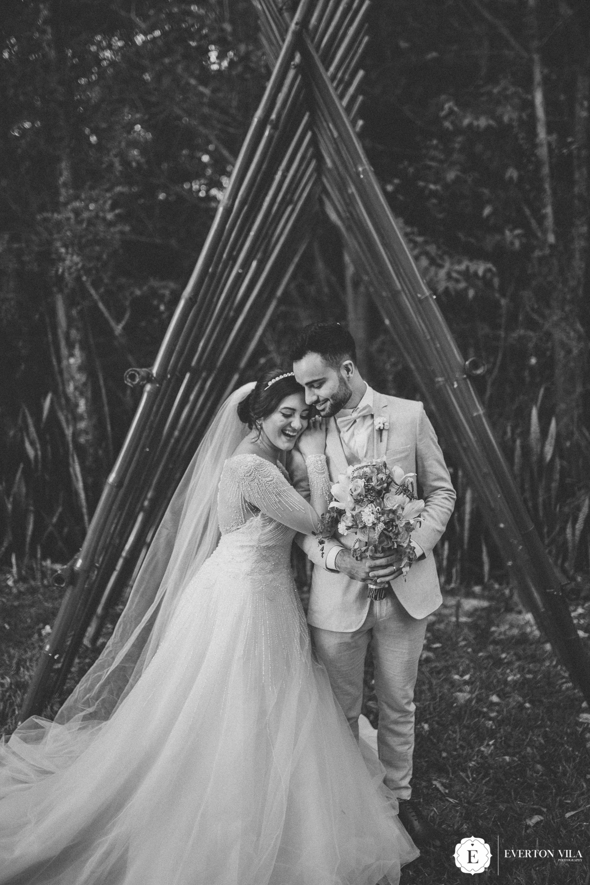 Ensaio de casal pós cerimonia de casamento