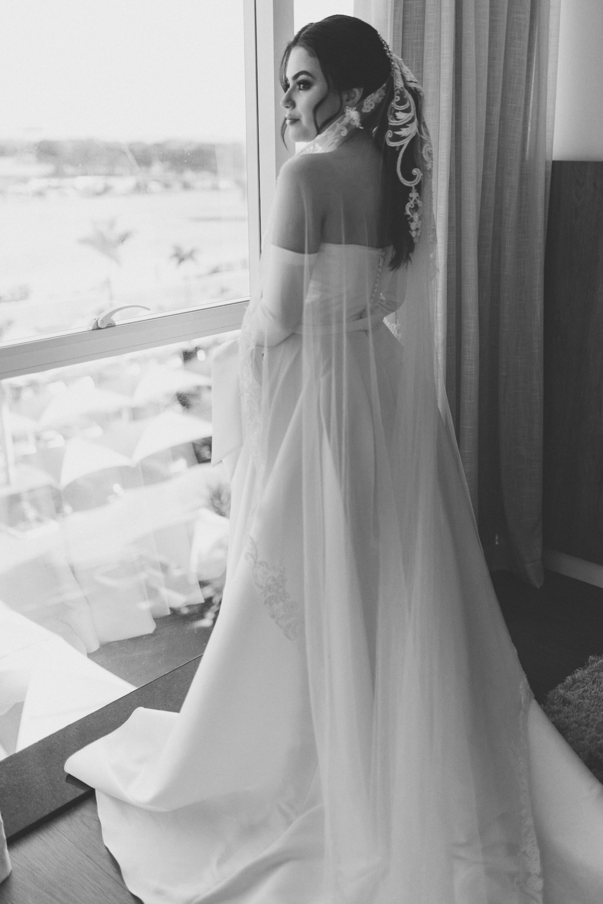 Inspiração de vestido de noiva para casamento de dia