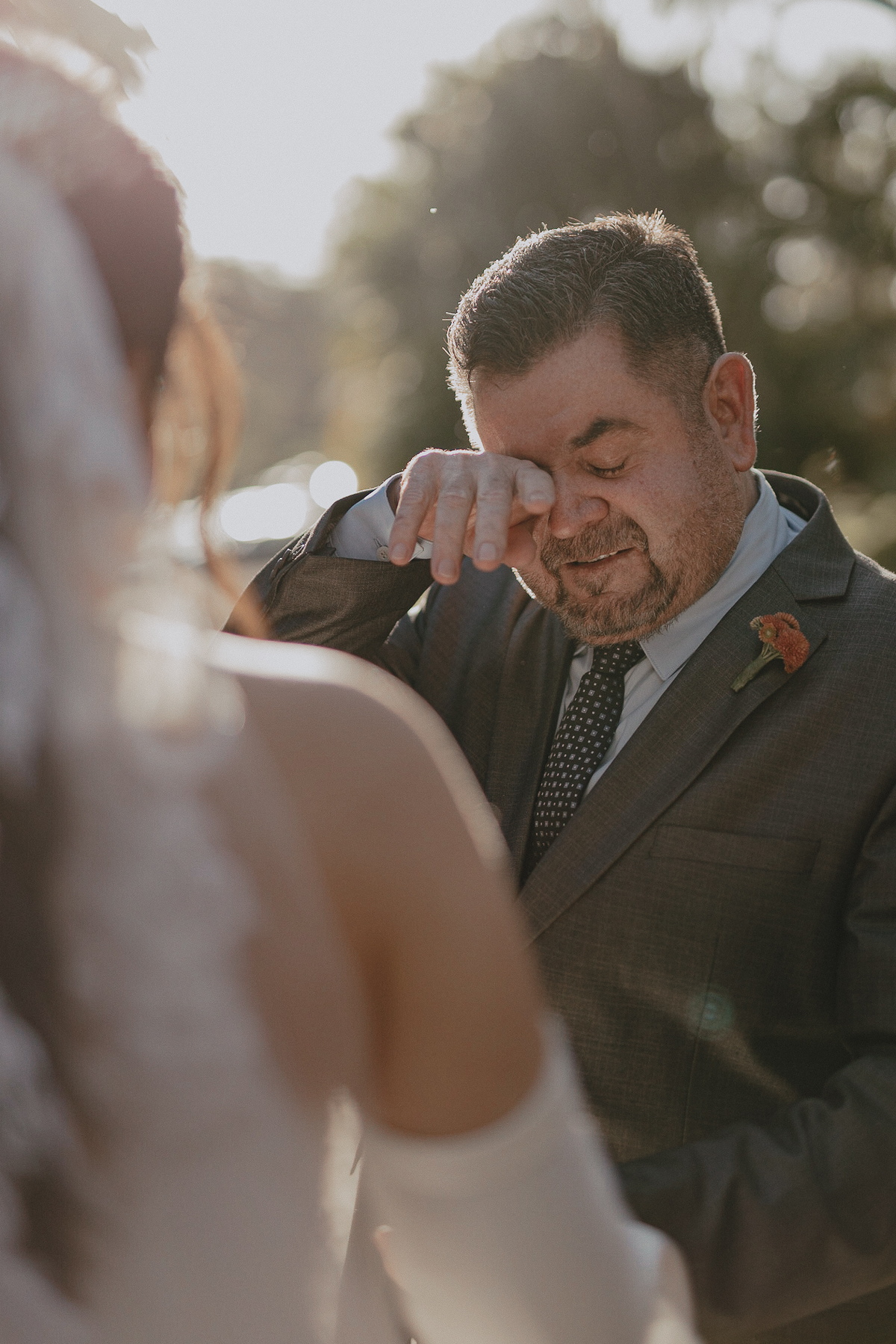 Pai da Noiva emocionado 