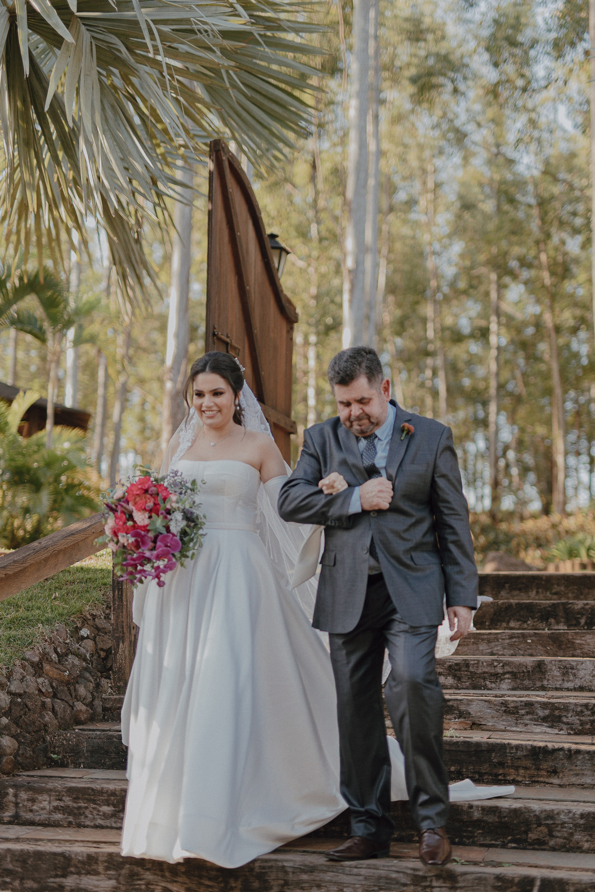 Entrada da noiva em casamento no Eden Garden