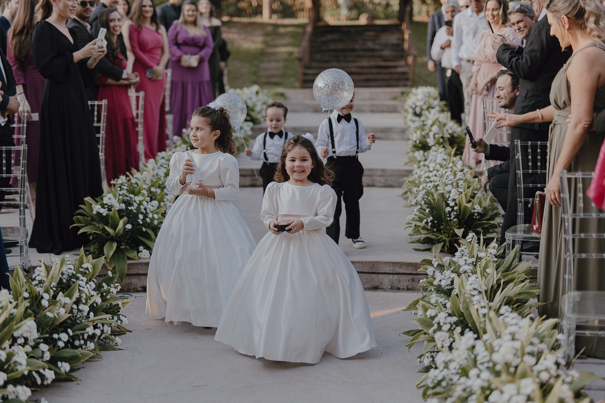 Entrada dos pagens em casamento externo