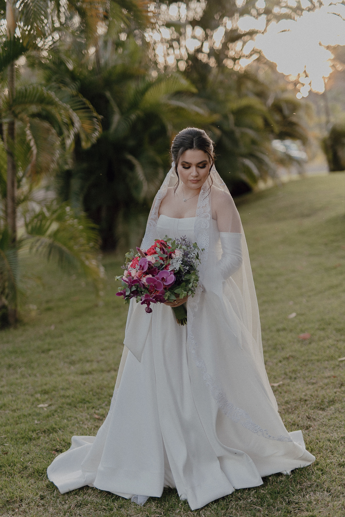 Inspiração de noiva para casamento de dia e ao ar livre 