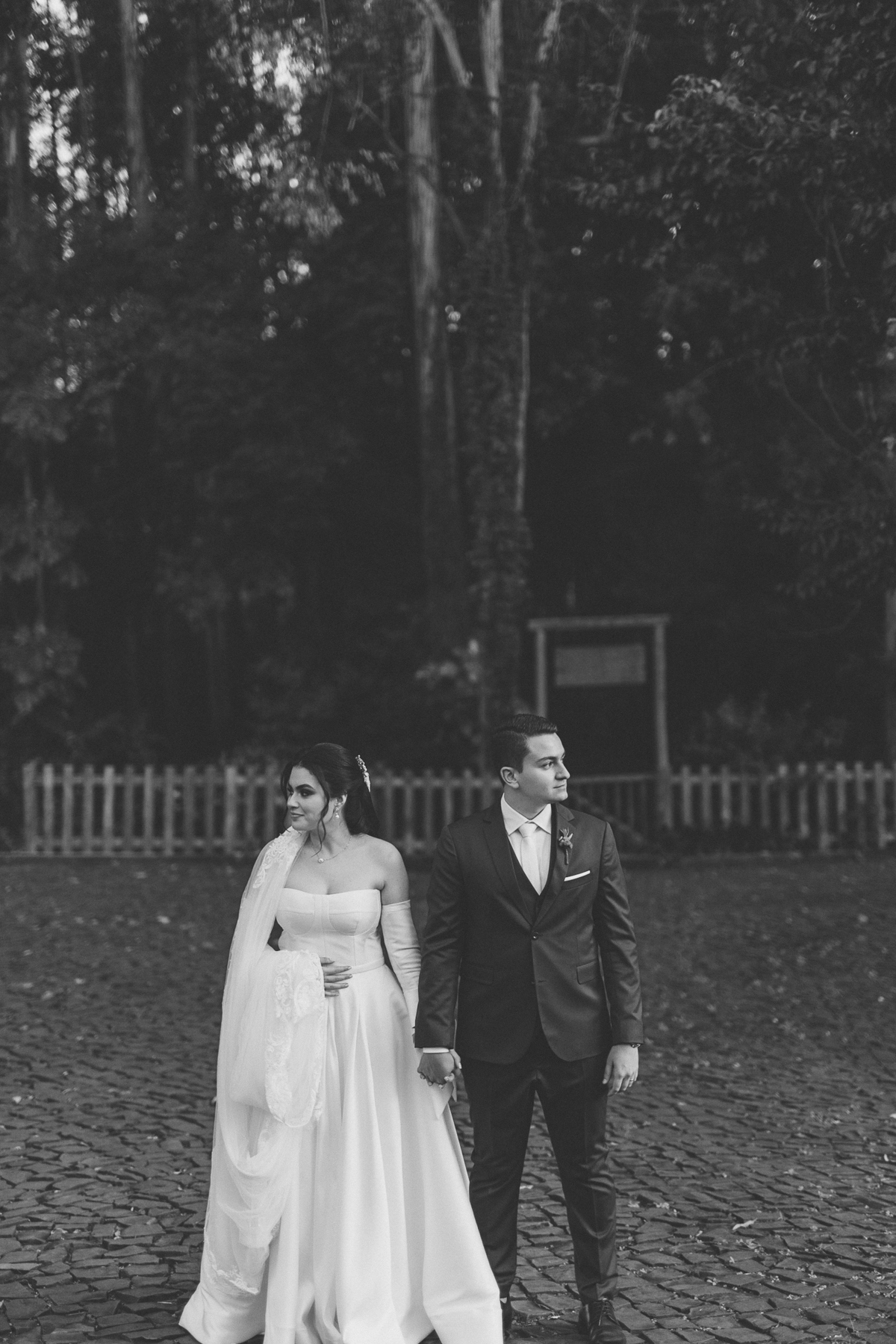 fotos diferentes dos noivos