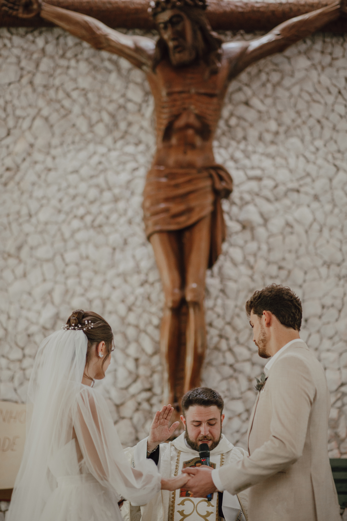 Benção das alianças em casamento na igreja 