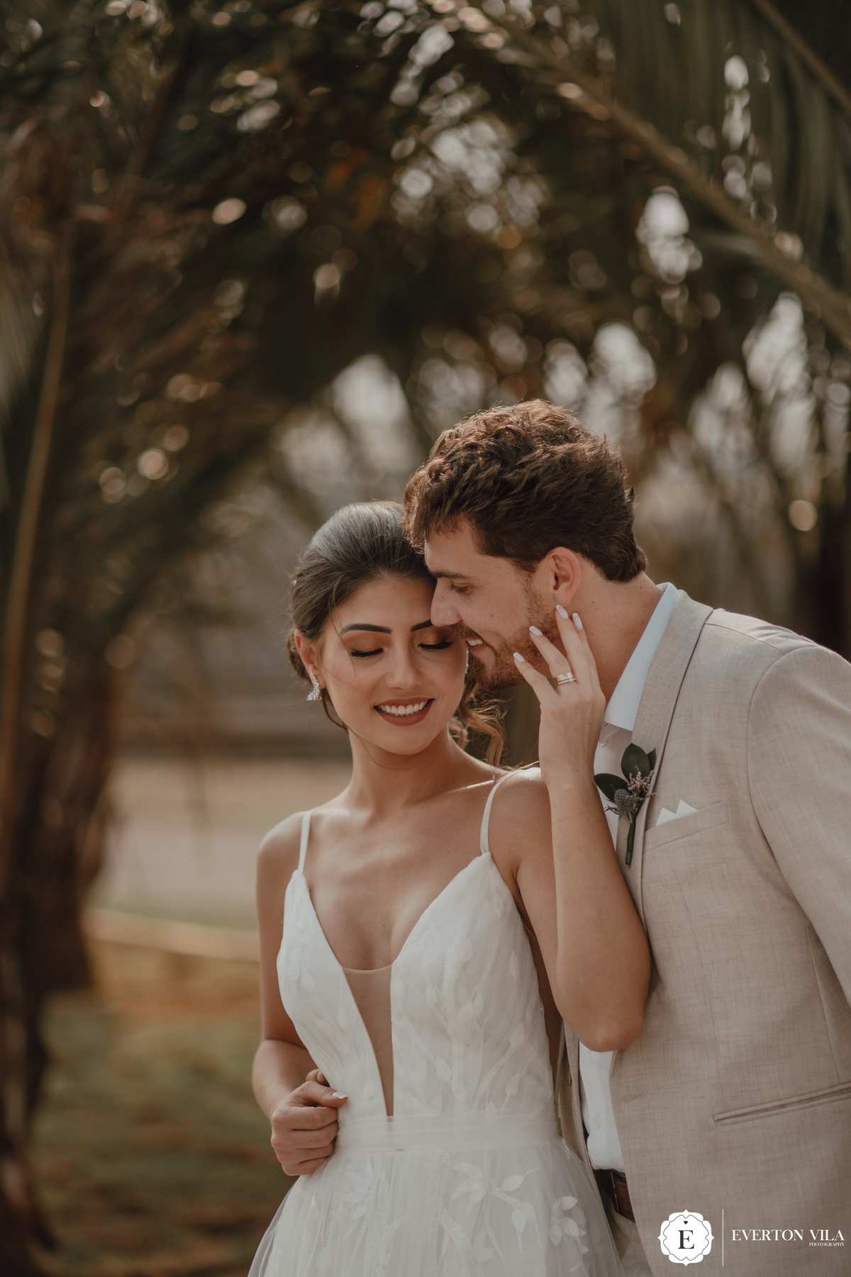 Ensaio pós cerimônia ao ar livre 