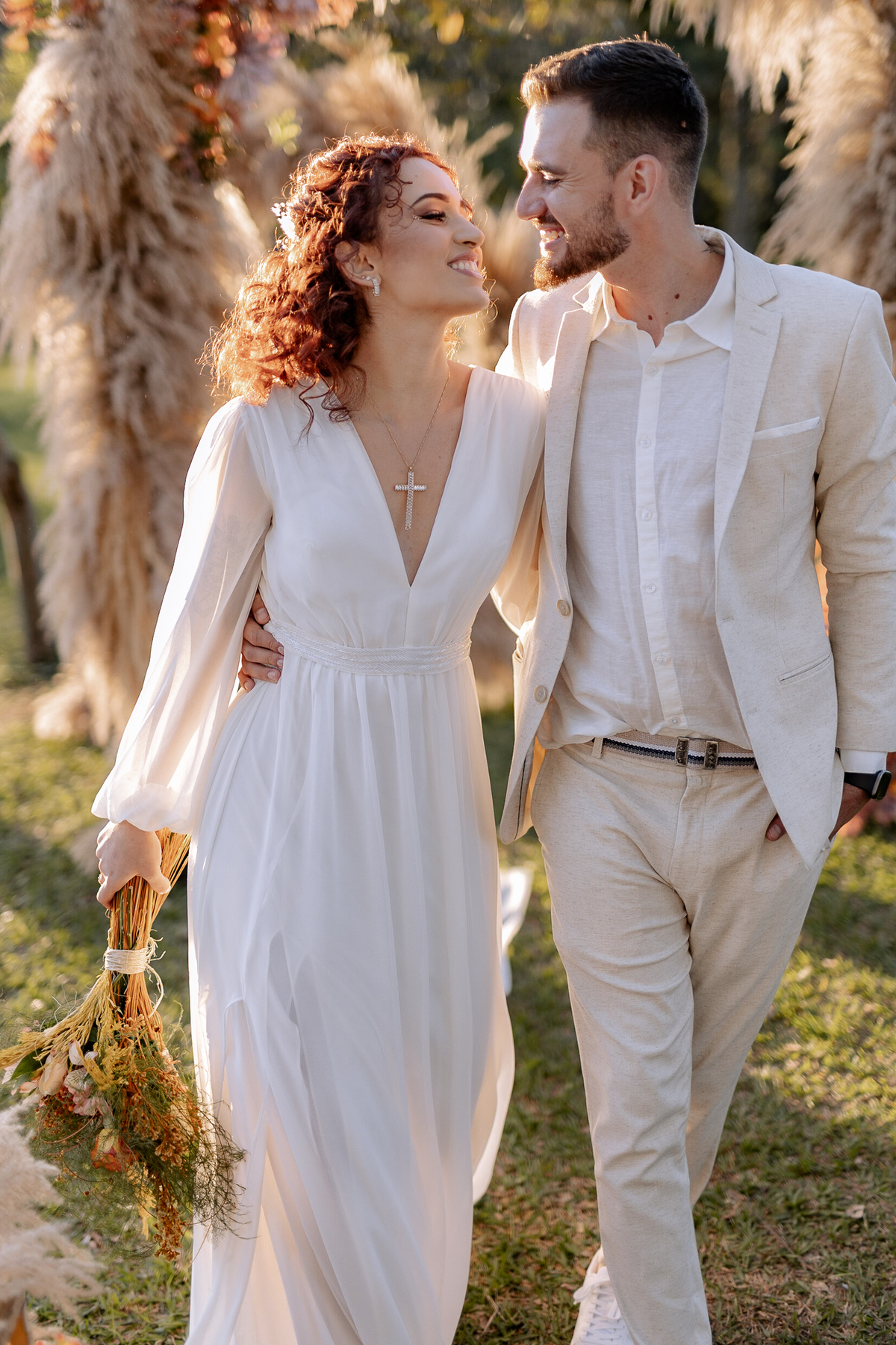 Inspiração de casal de noivos para casamento de dia 