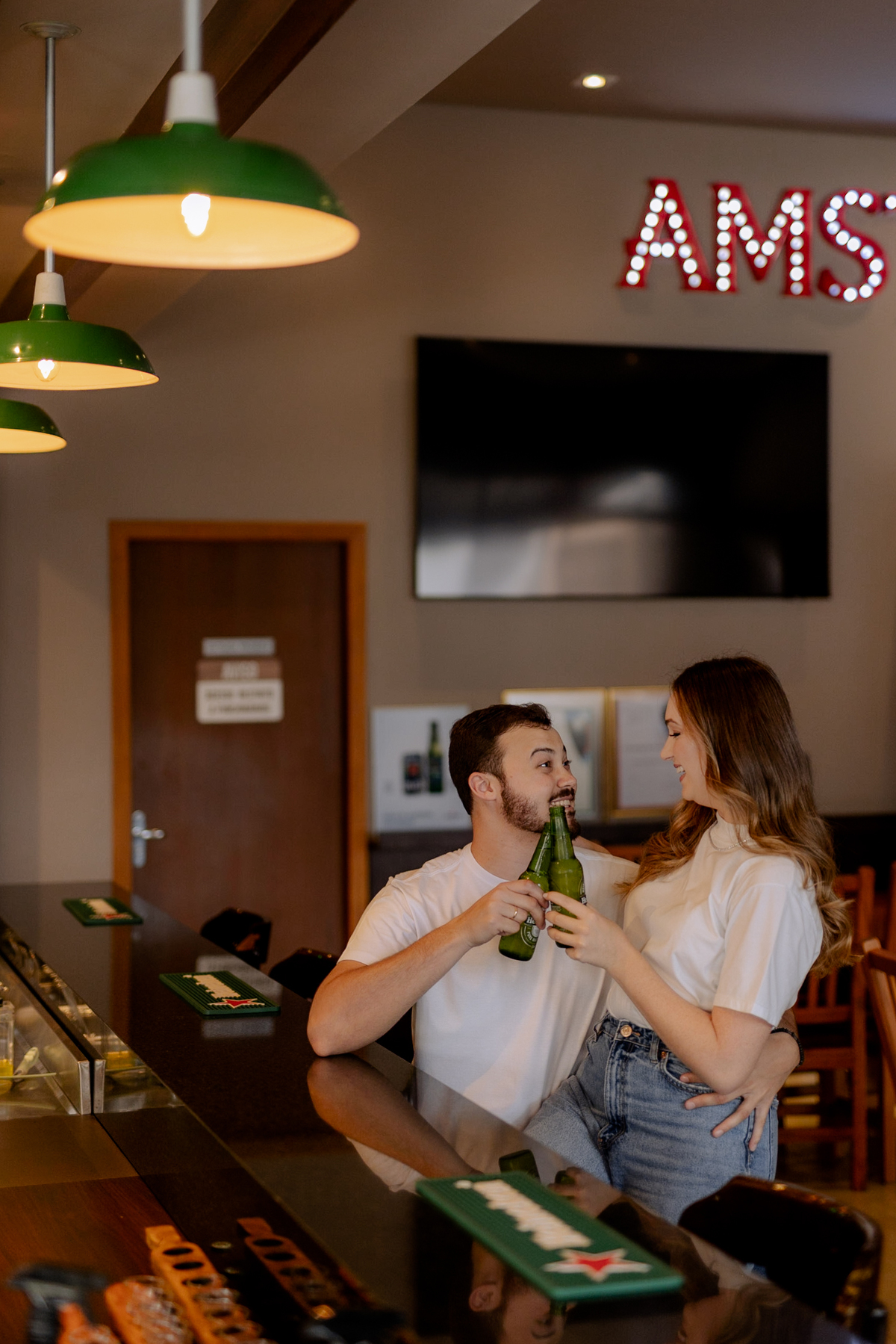 Inspiração de ensaio de casal no boteco