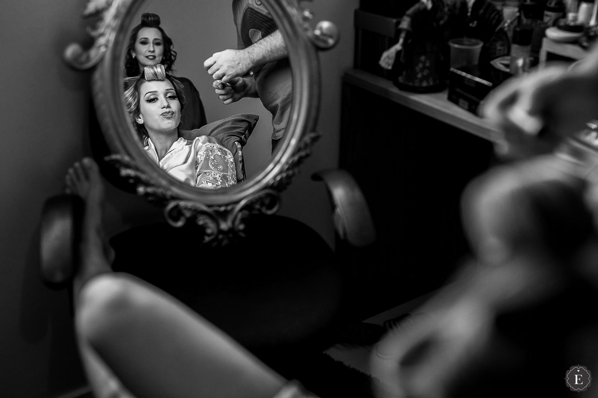 noiva com sua mae no making of