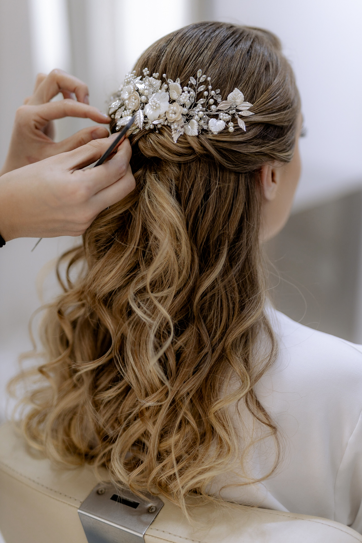 Noiva com cabelo semi preso