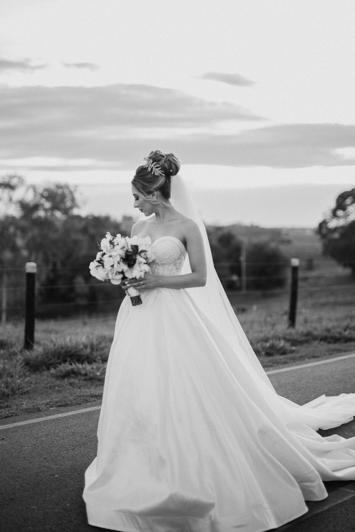 Noiva linda em ensaio pós cerimônia