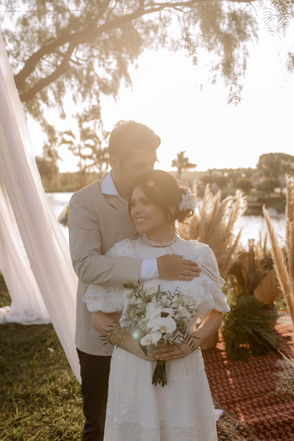 Inspiração de pose para fotos de casal 