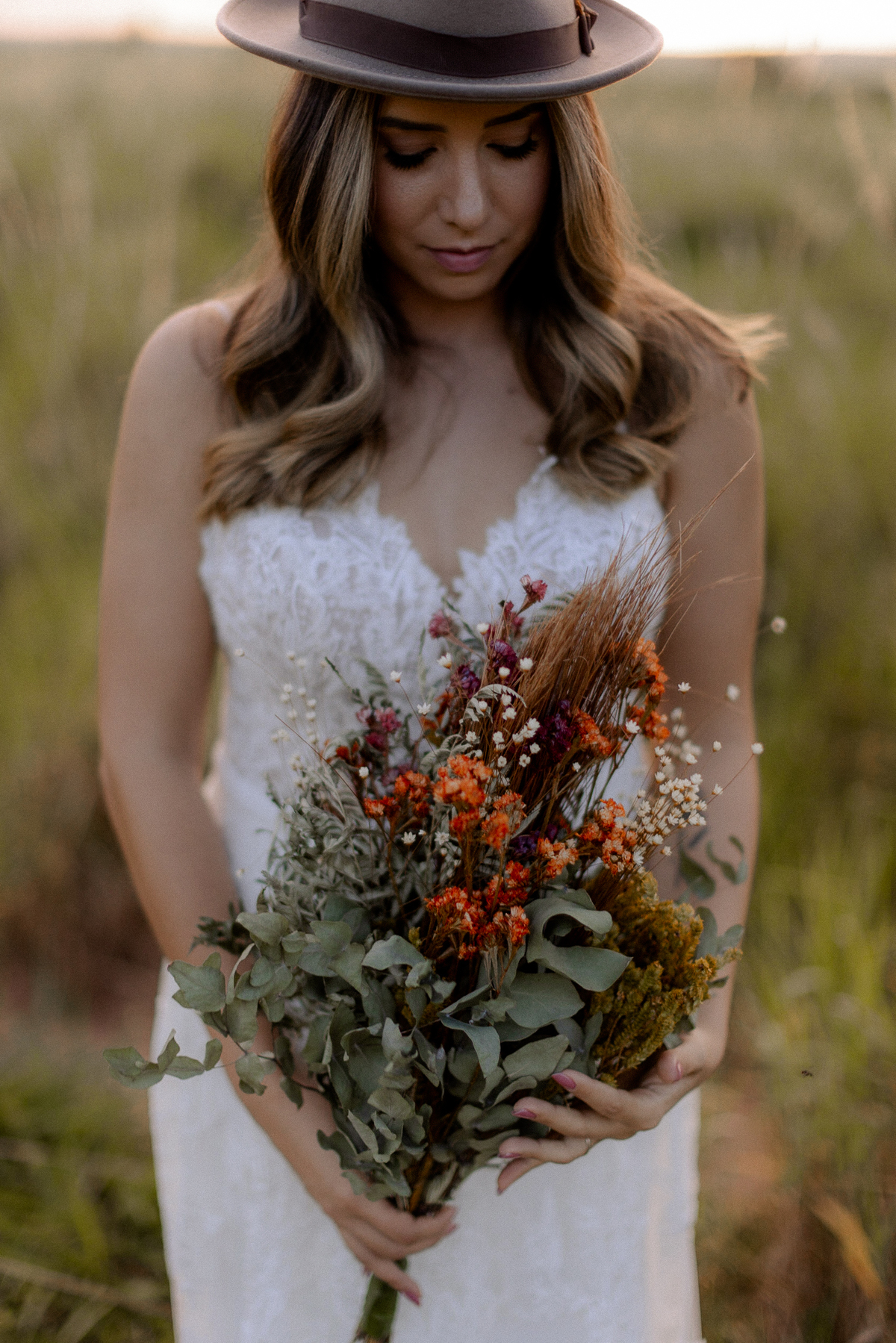 Inspiração de buquê com folhas secas 