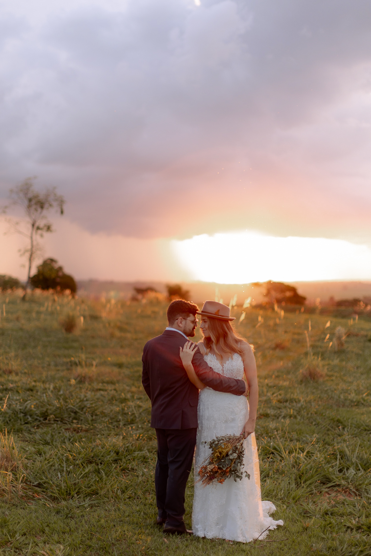 Ensaio de casal no por do sol 
