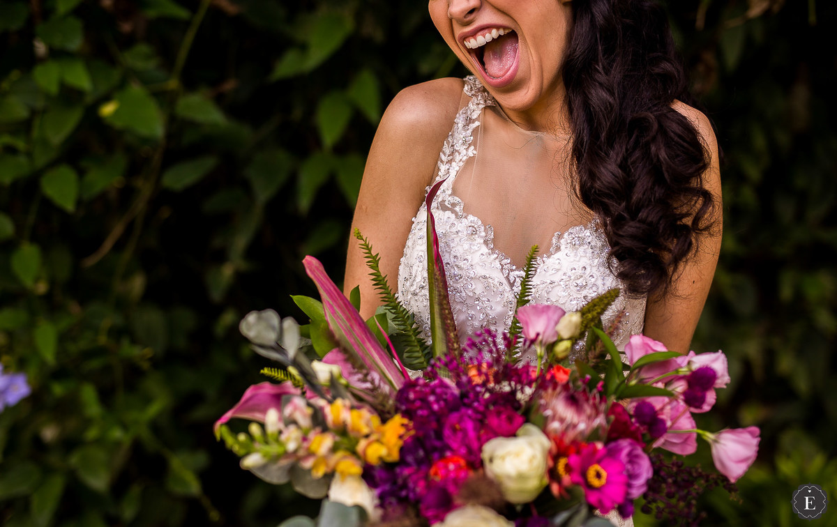 inspiração de buque de noiva nas cores marsala