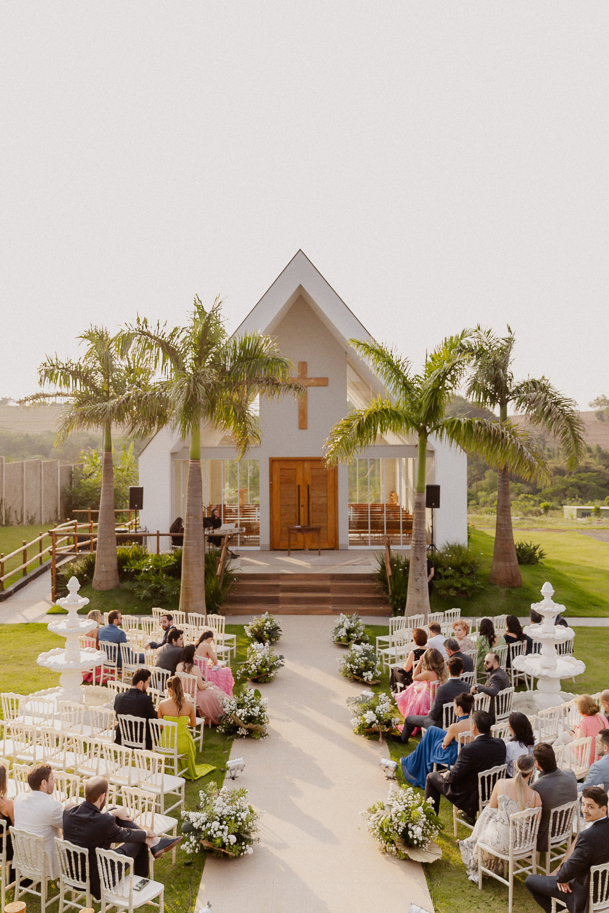 inspiração de casamento de dia e ao ar livre