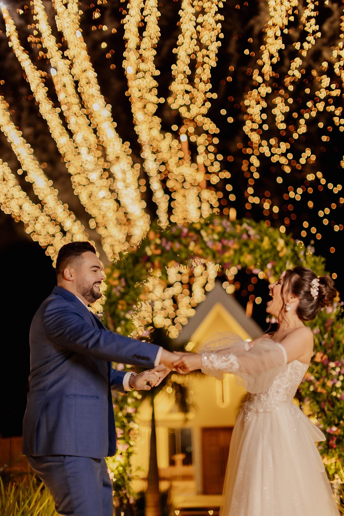 Recepção com fogos de artificio no casamento