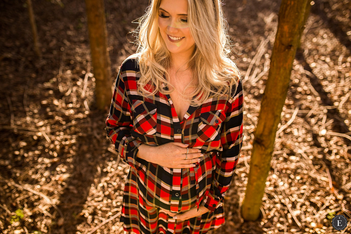 linda gestante em fotografias ao ar livre em cianorte parana