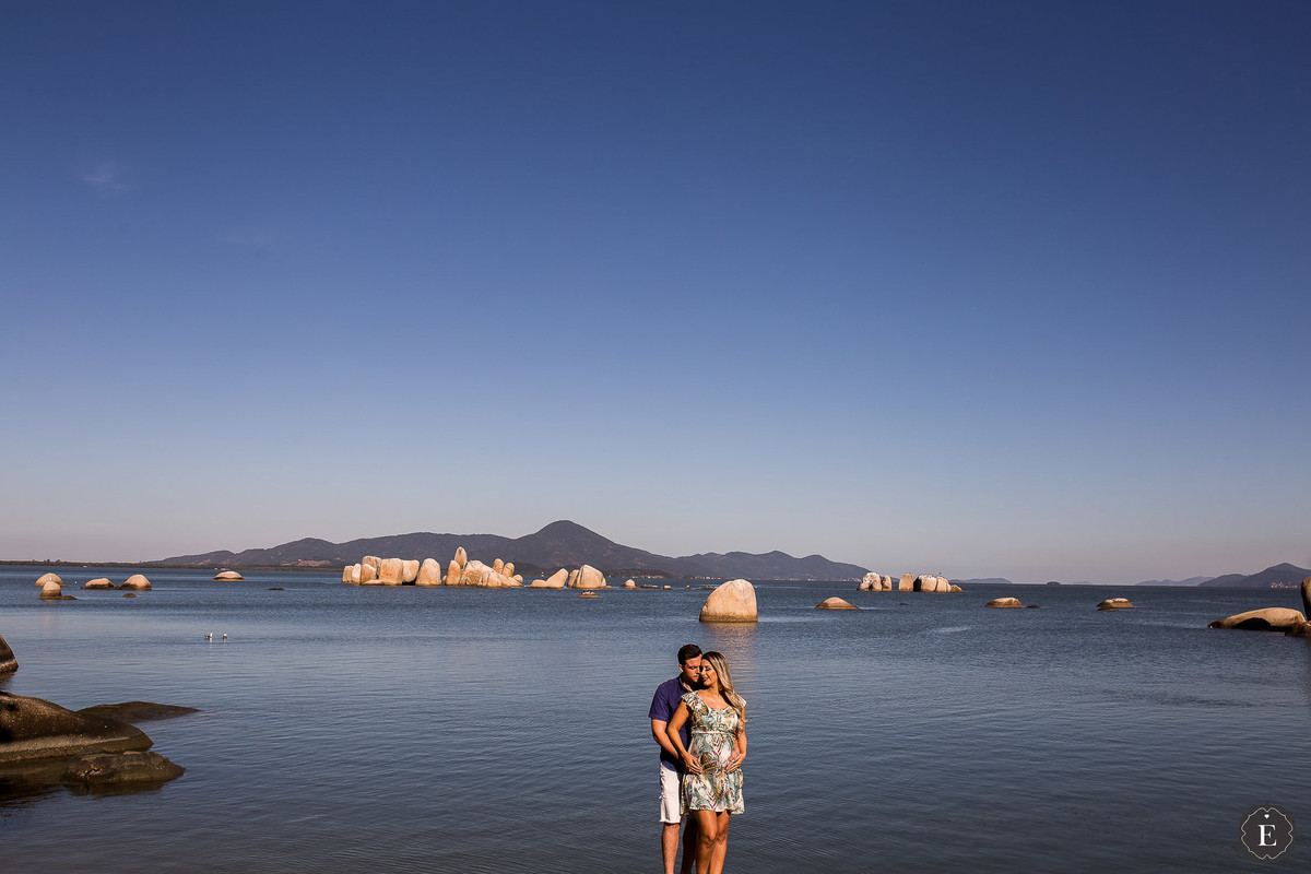 ensaio de casal na praia em Florianópolis