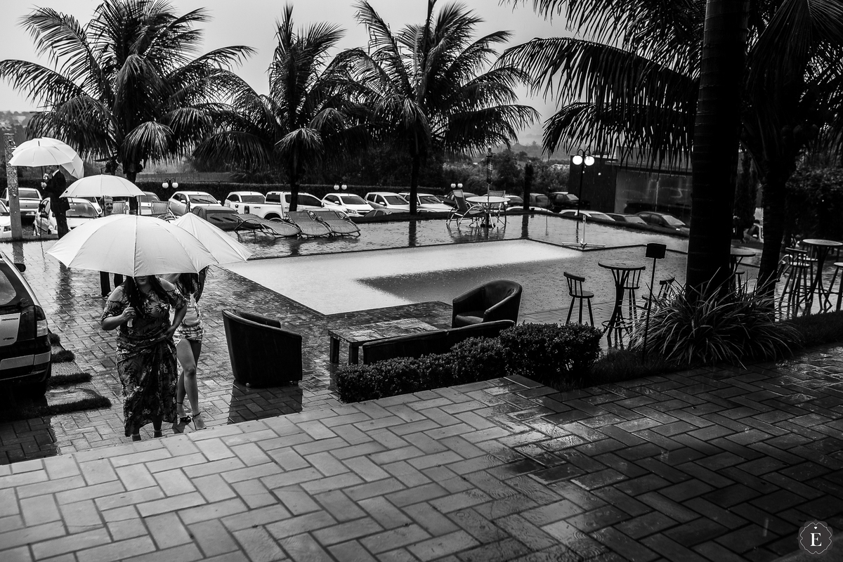 casamento de dia e na chuva no espaço alca em marialva parana