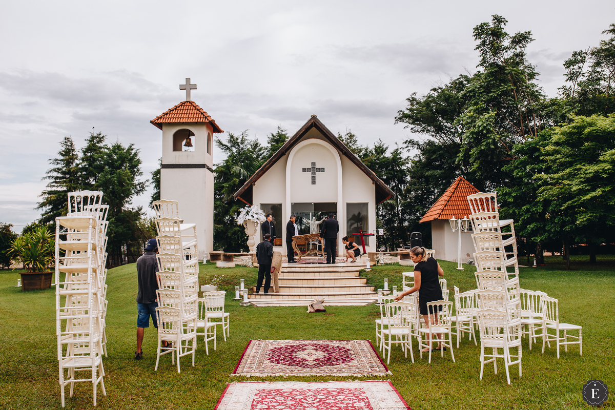 chácara para casamento de dia com decoração com tapetes persas em cianorte parana