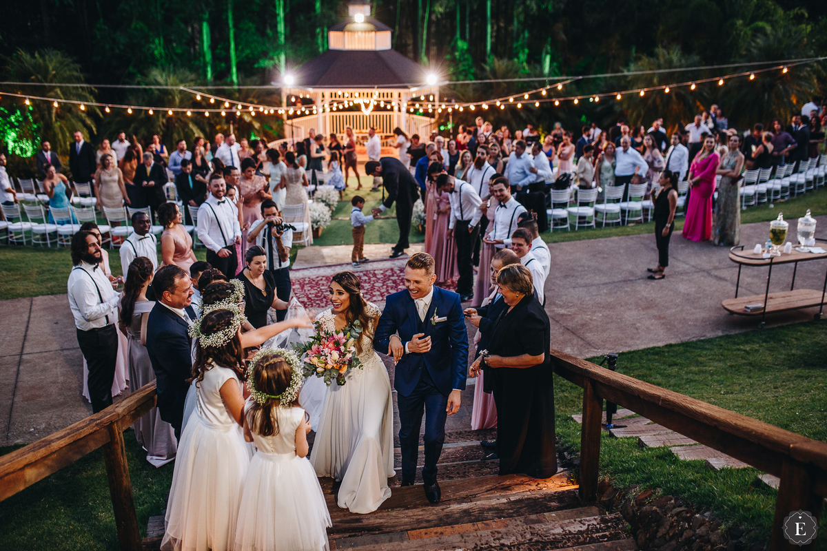varal de luzes para casamento diferente e descolado no eden garden em maringa