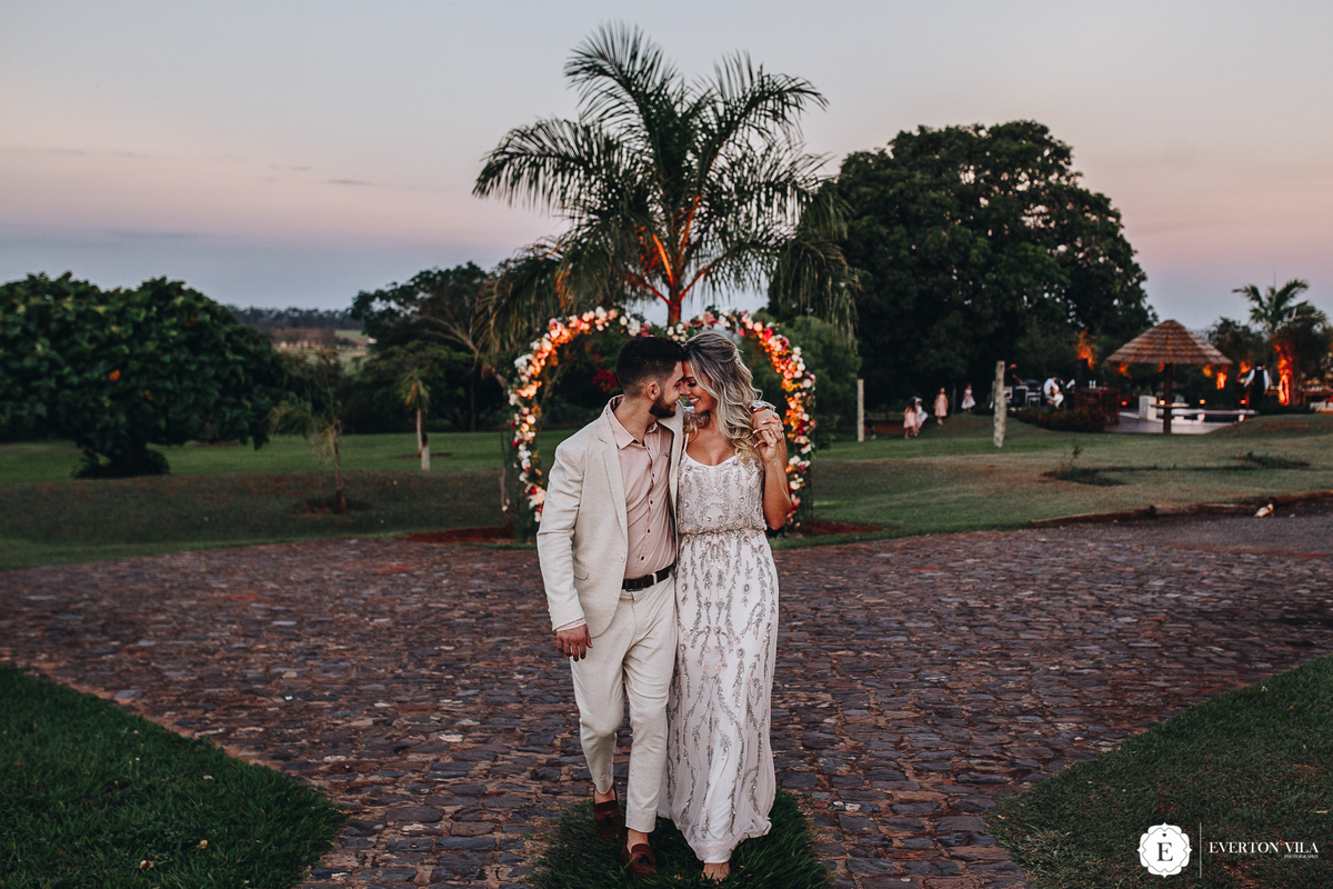 fotos criativas para seu casamento no campo 