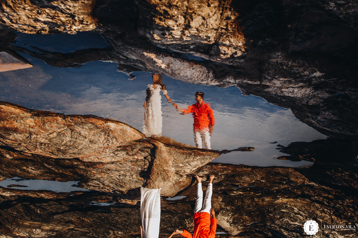 fotos criativas para ensaios pré wedding na praia